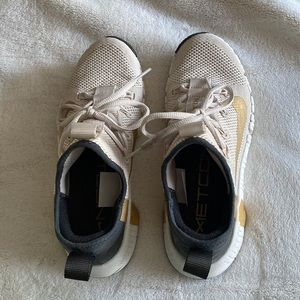 Metcon 3’s size 7 in womens in an exclusive color